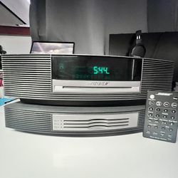 Bose Wave Music System with Multi-CD Changer