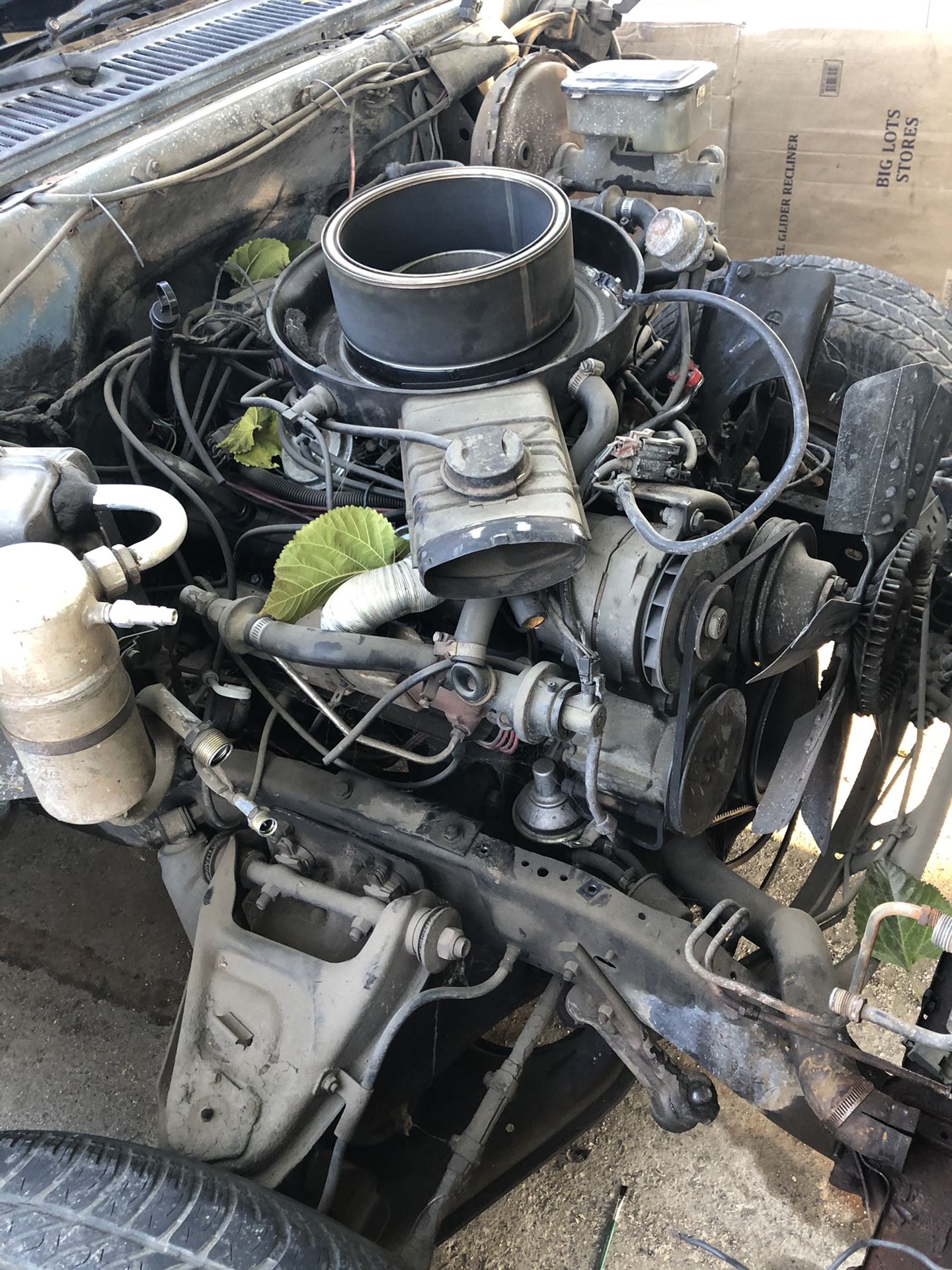 305 Chevy V8