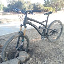 Yeti Sb5c Carbon Fiber Mountain Bike 