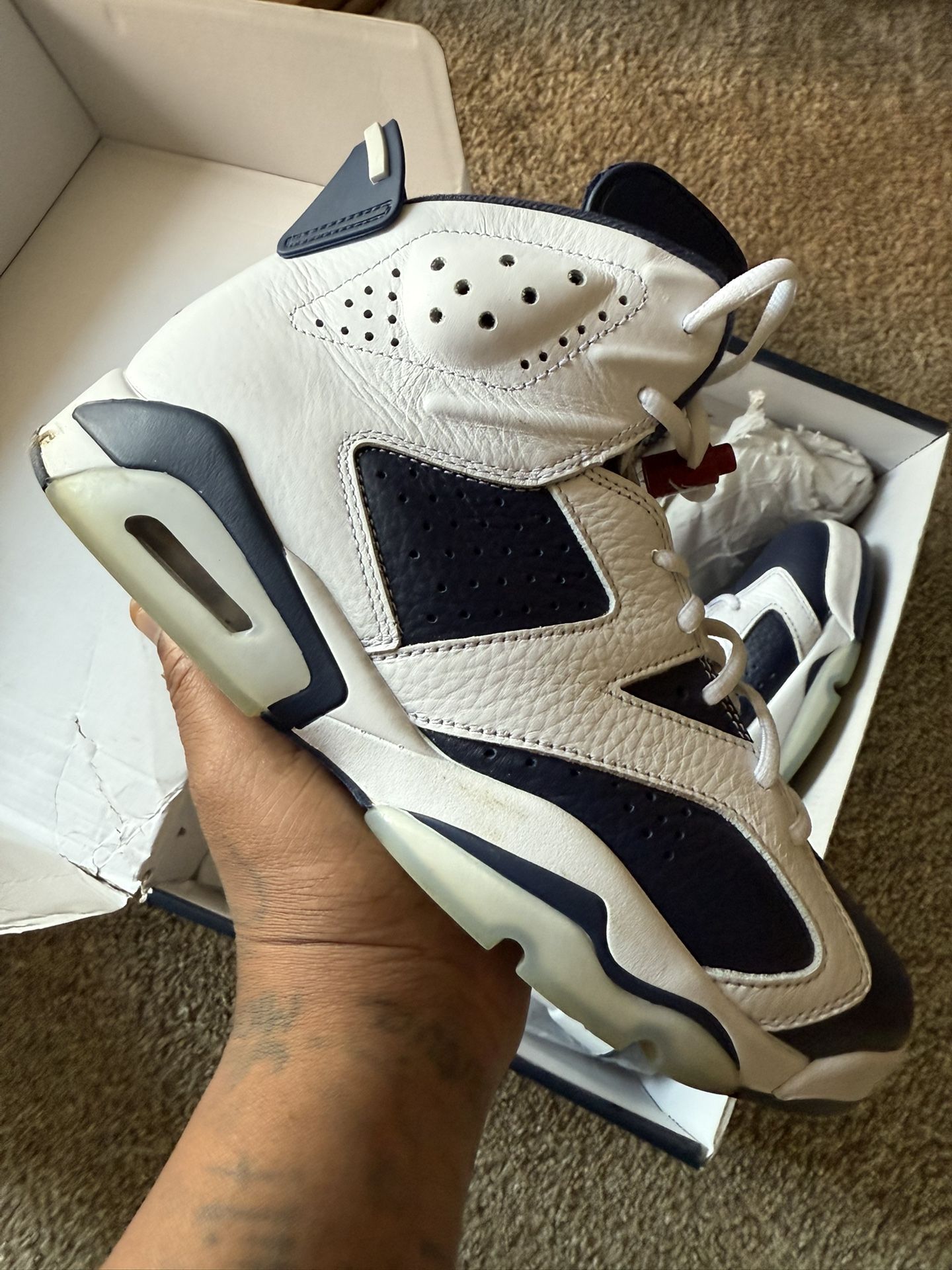 Jordan 6 Size 8.5
