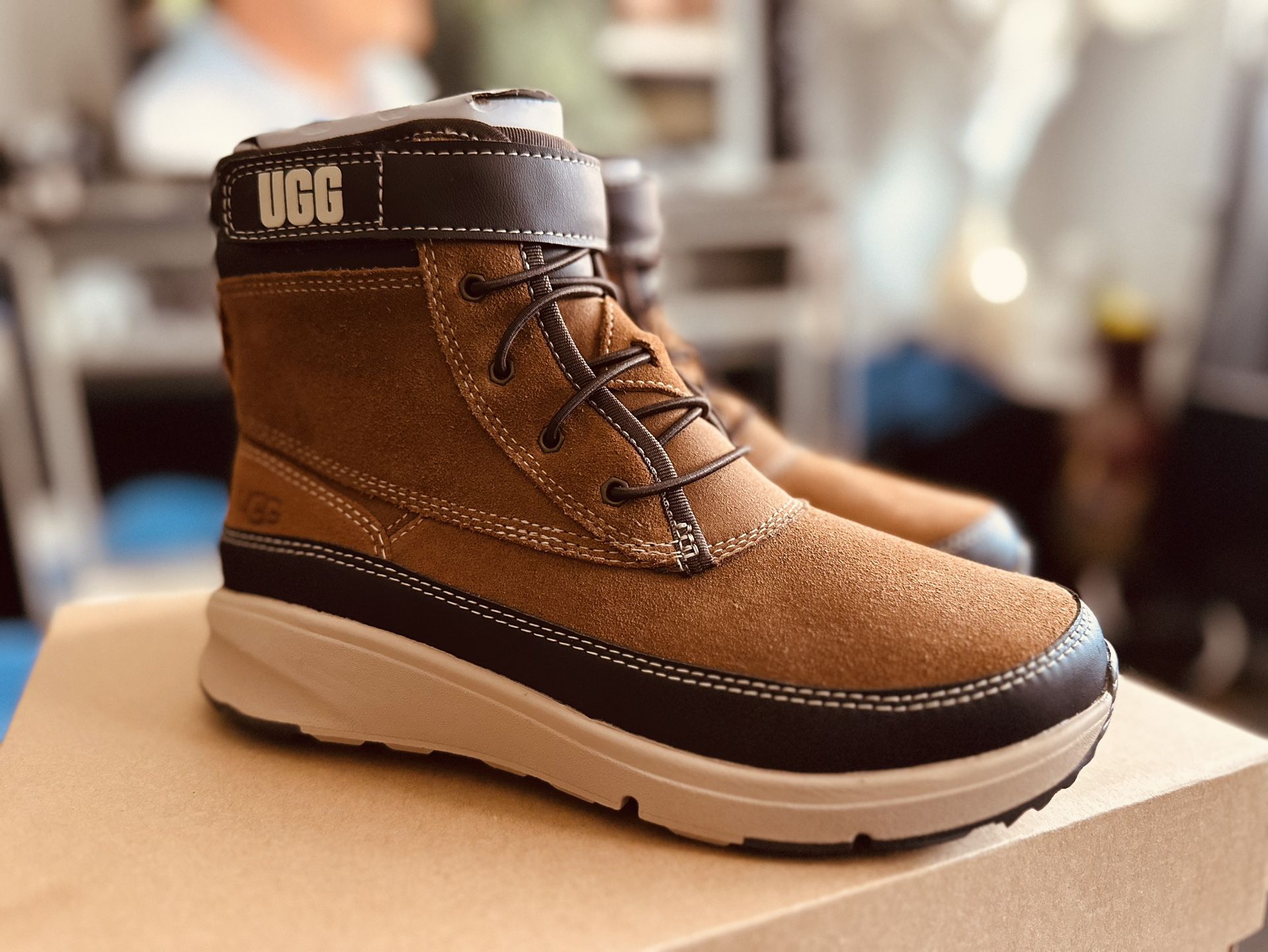 UGG Boots ( New)