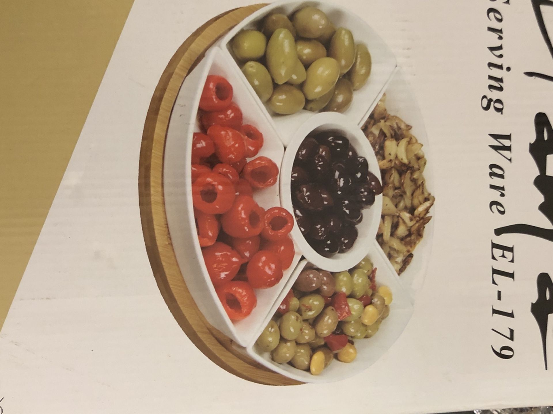 Brand New 6 Pieces Serving Ware