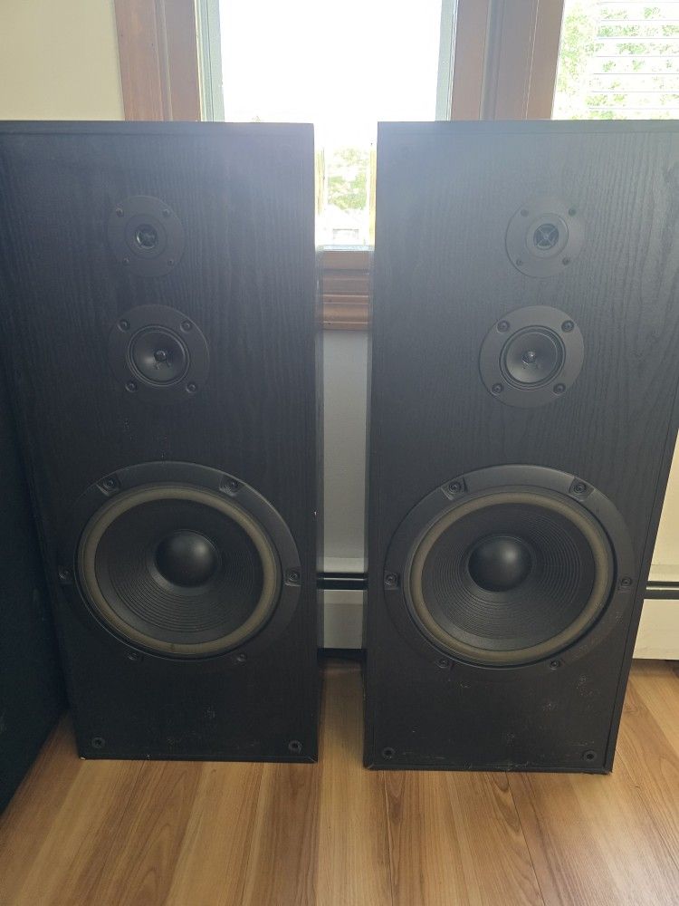 Sony SS-U471AV 3-Way Tower Home Floor Standing Speakers.