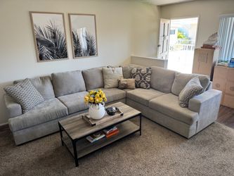 Gray Sectional Couch - Great Condition