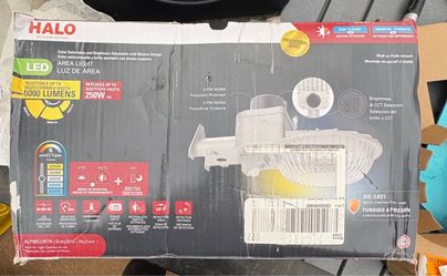 Halo LED Outdoor Area Light 9000 Lumens