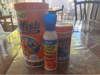 Goldfish food & protector