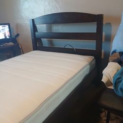 Twin BED  **Mattress And Wood FRAME**