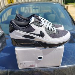 $140 Local Pickup 2024 Nike Air Max 90 Made By You Raiders Size 11 With Original Box Worn Once For 3 Hours Basically New Price Is Firm 