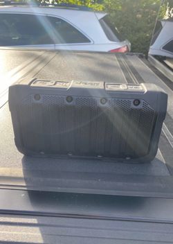 Brand new Alpine jeep wireless speaker $100