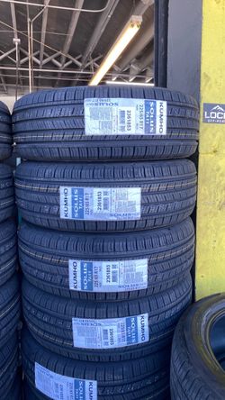 225/65R17 marca kumho nuevas y Garantizdas