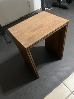 Wooden Nesting Side Tables