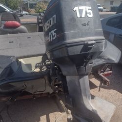 1994 Stratos Bass Boat $1,500  Bad Cylinder/Bad Engine