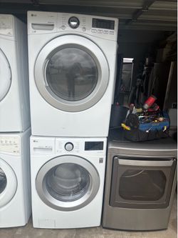 Lg Stackable  Washer and gas dryer  Excellent working condition  Heavy duty  W27 D30 H78 Washer 4.5 cu ft Dryer 7.3 cu ft 3 months warranty parts and 
