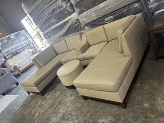 Fabric / Sectional 