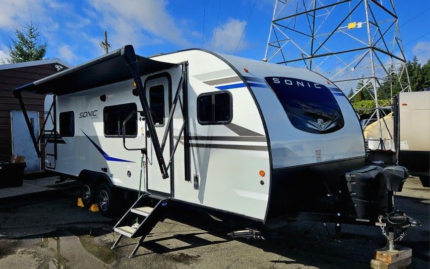 2021 Venture RV Sonic 241VFK