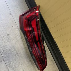 Audi Q5 tail light left side 2021 2022 2023