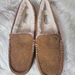 NWOT Koolaburra By Ugg Slippers 