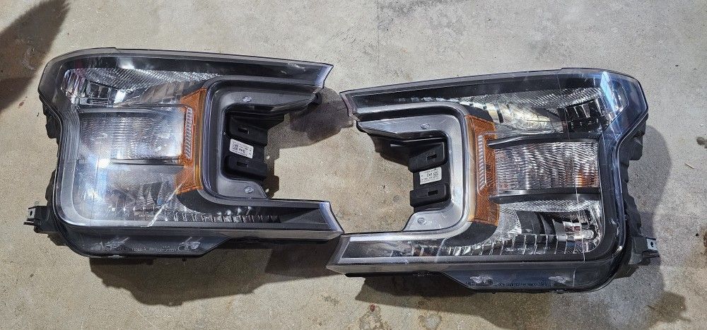 2019 F150 Factory Headlight Housing 