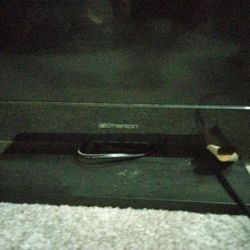 32"  Emerson Flat Screen 