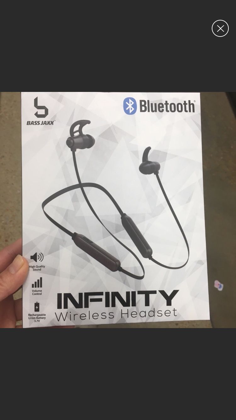 NWT Bluetooth Wireless Headset black