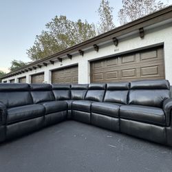 Sectional Couch/Sofa - Manual Recliner - Leather - Black - Delivery Available 🚛