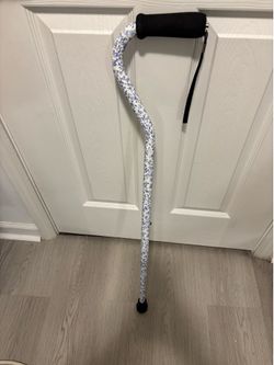 DMI Adjustable Walking Cane - Blue Floral Pattern Description: Selling a lightly used DMI (Duro-Med Industries) adjustable offset walking cane. It fea