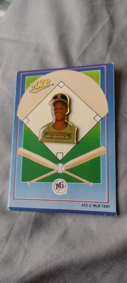 Baseball Vintage Excellent condition and value Ken Griffey Jr & Buhner cap pins Cash porch pickup Redmond
