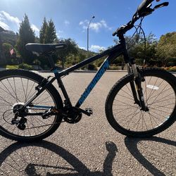 Diamondback Overdrive 27.5” Mountain Bike | Small Frame