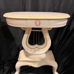 Round / Oval Coffee Table