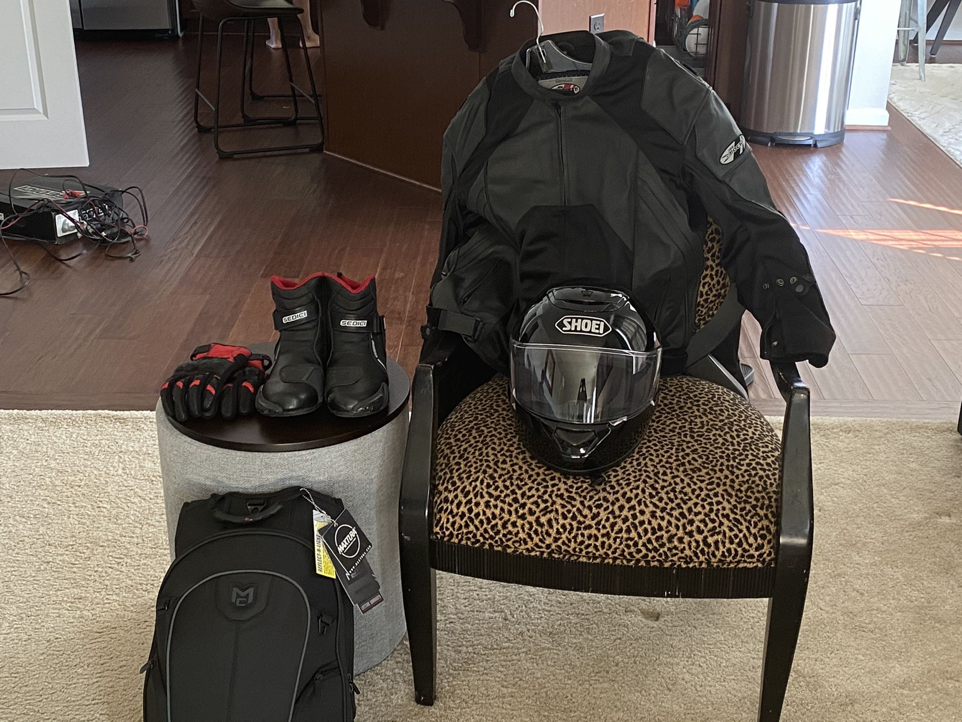 Motorcycle Gear Barely Worn