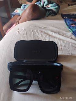 Authentic good condition Gucci sunglasses