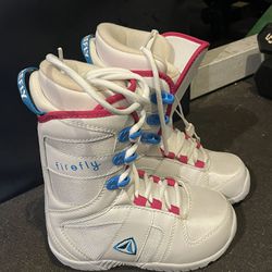 Kids Size 3.5 Snowboard Boots (Brand New)