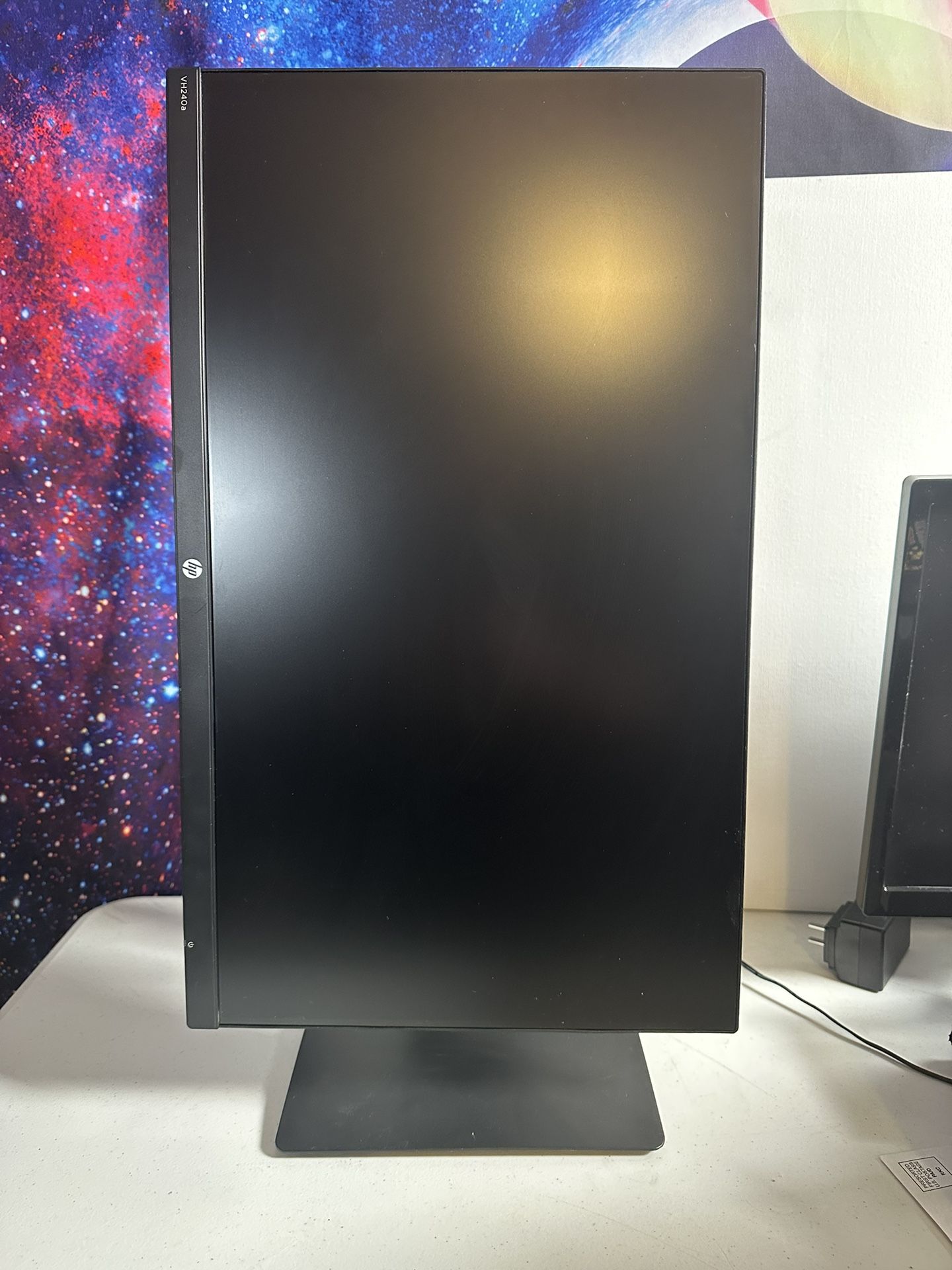 24 Inch Hp Computer Monitor 60hz That Rotates for Sale in Peoria, AZ ...
