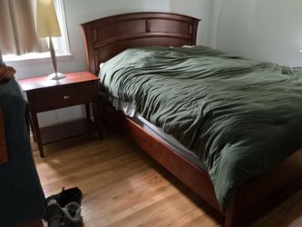 Cherry Wood Queen Bed Frame with Nightstand, 2 dresser’s and mirror