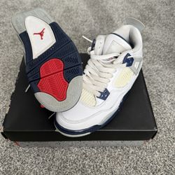 Jordan 4 Retro