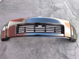 2003-2006 Nissan 350Z bumper with corner lights.