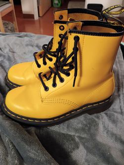 Dr Martins Boots
