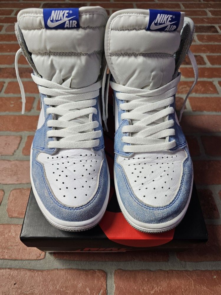 Jordan 1 Hyper Royal 9.5 Men