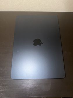 Apple M4 MacBook Air -13 inch