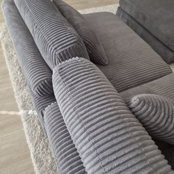 NEED GONE TODAY! Gorgeous! Sectional W/Ottoman