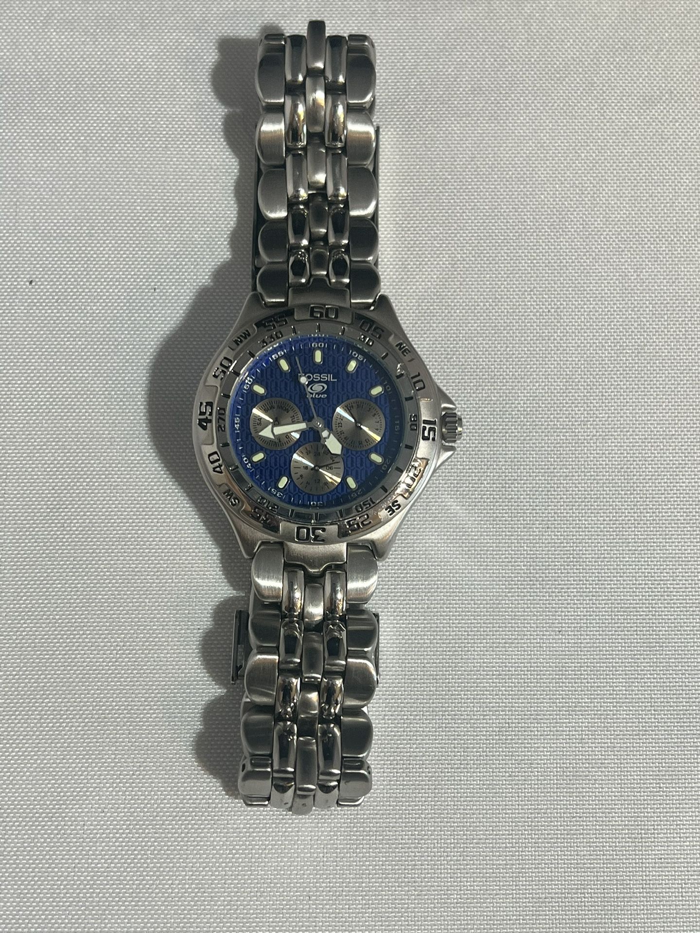 Like New Fossil Blue Watch For Men