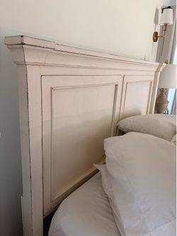 Vintage-inspired Queen Bed Frame Headboard and Footboard and Nightstands