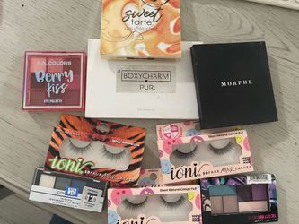Makeup bundle