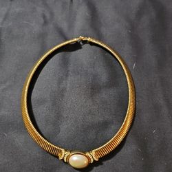 Vintage Christian Dior gold-plated.     collar necklace.   
