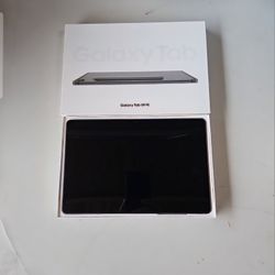 Samsung Galaxy Tab S9 FE - 10.9" Screen - With S-Pen - 128GB - Gray