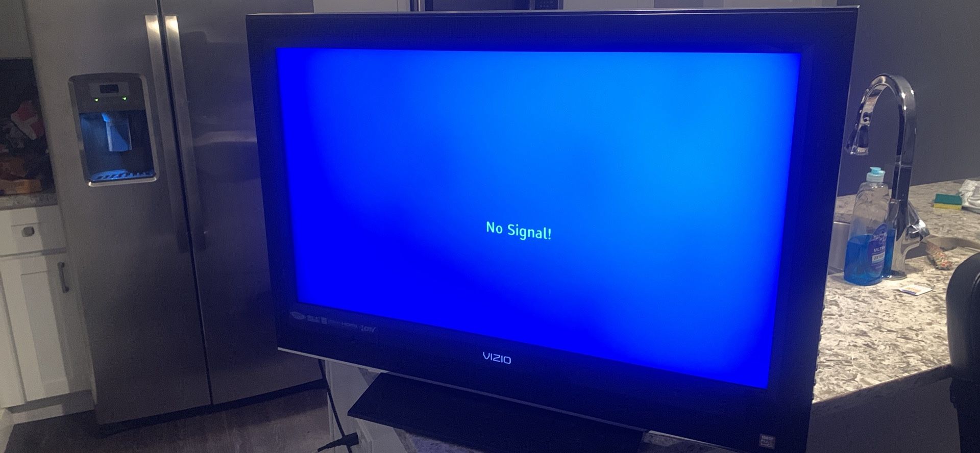 VIZIO 32” Full HD TV – Perfect for Gaming & Streaming!