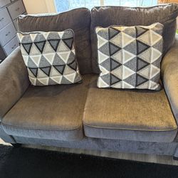 Grey 5 Seater Sleeper Sofa With 4 Cushions 