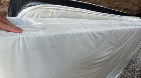 Full sized mattress and box spring