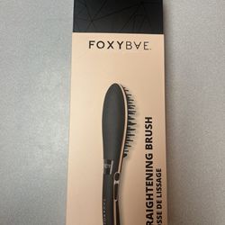 Foxy Bae Straightening Brush 