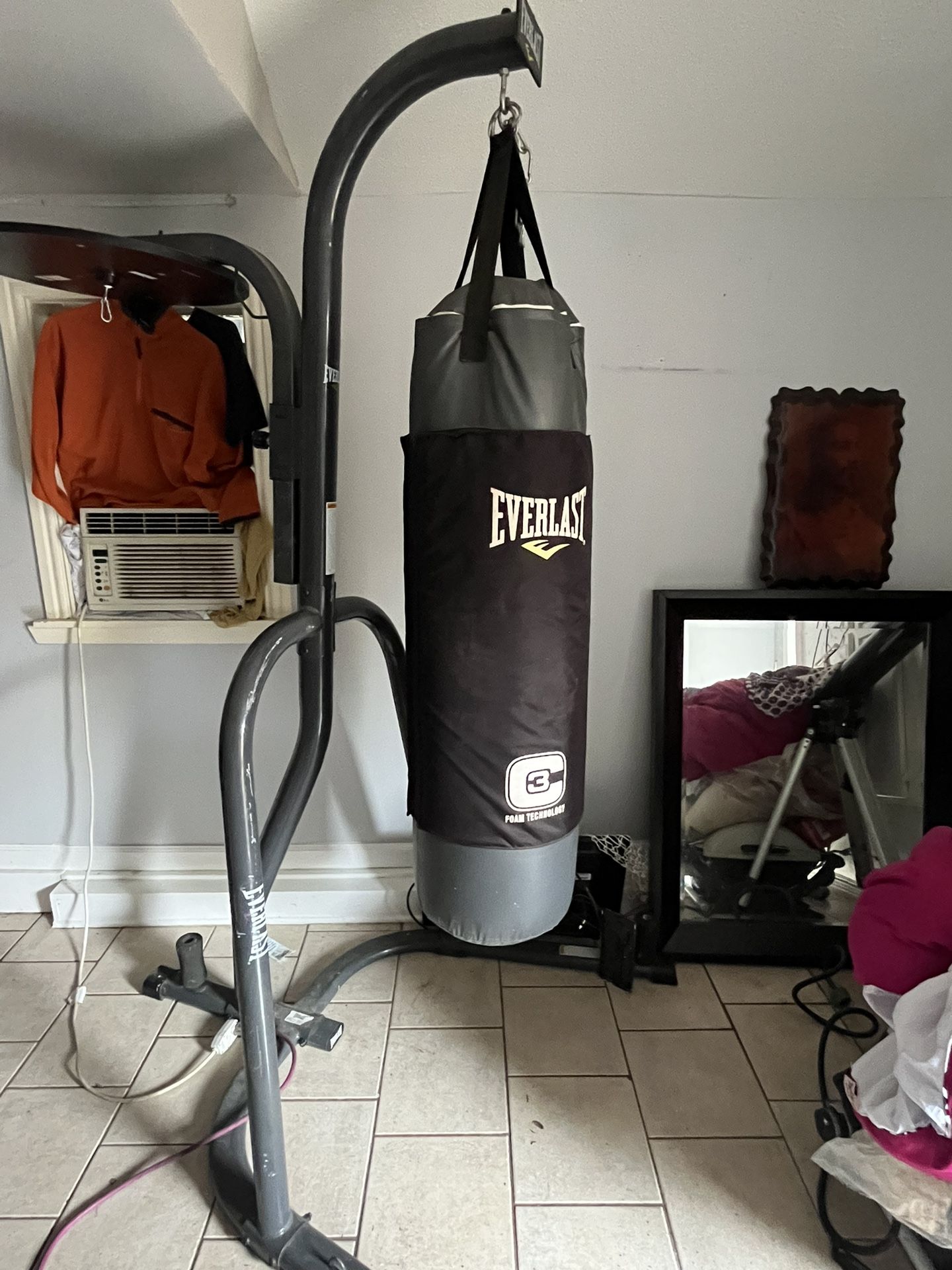 Everlast Punching Bag 